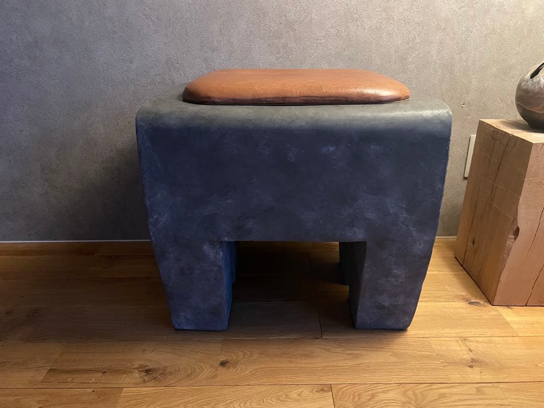 スツール Stool and Cushion for 101 