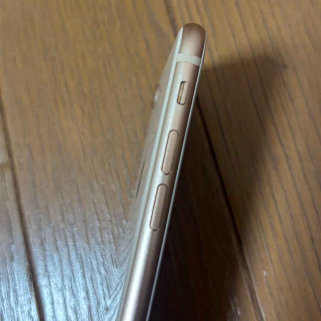 携帯電話本体 iPhone8