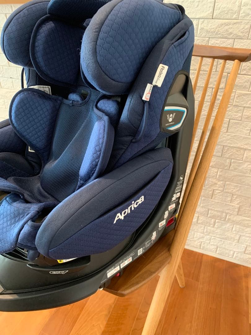 アップリカ フラディア グロウ ISOFIX 360°セーフティー プレミアム