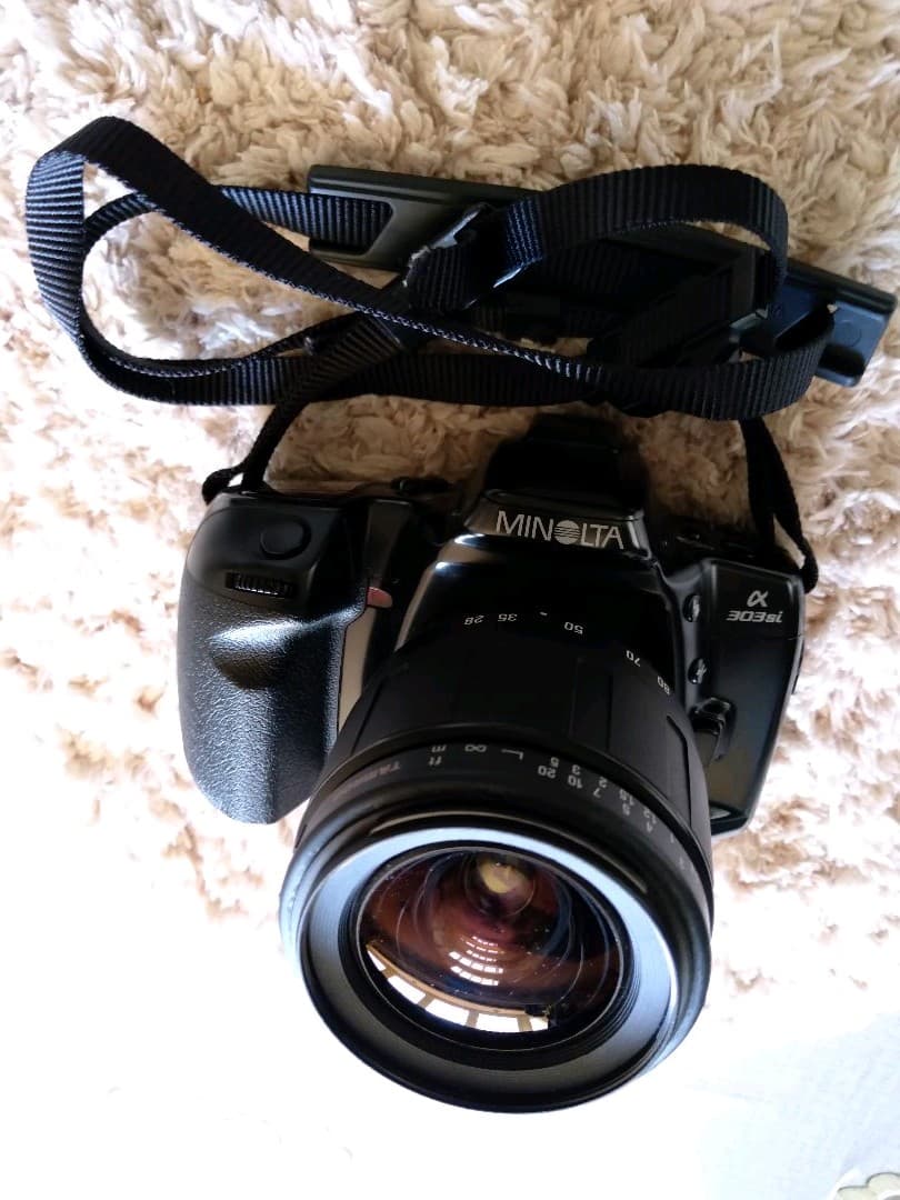 MINOLTA α303Si　Tamronズームレンズ２本