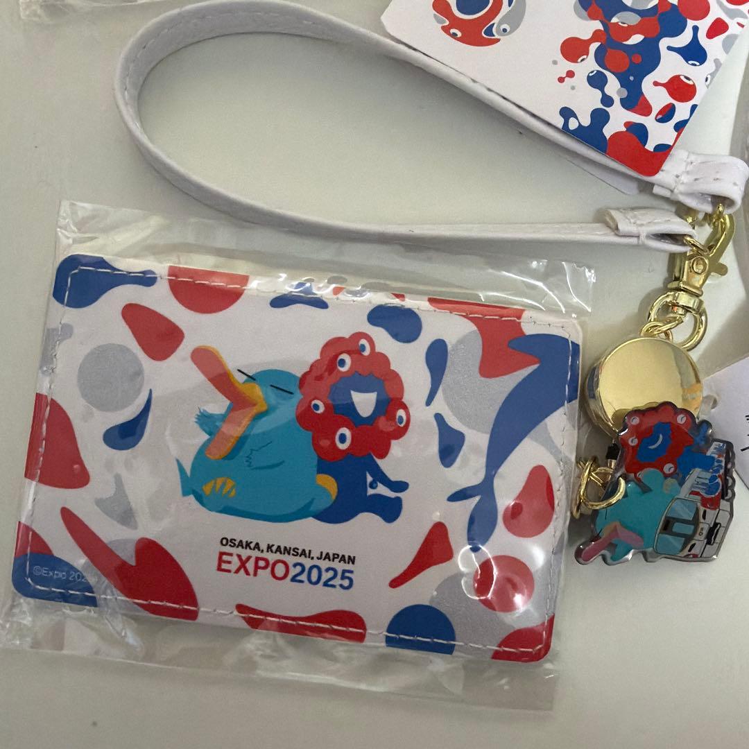 関西 万博 記念ICOCA・ミャクミャク 限定カード パスケースセット　二組