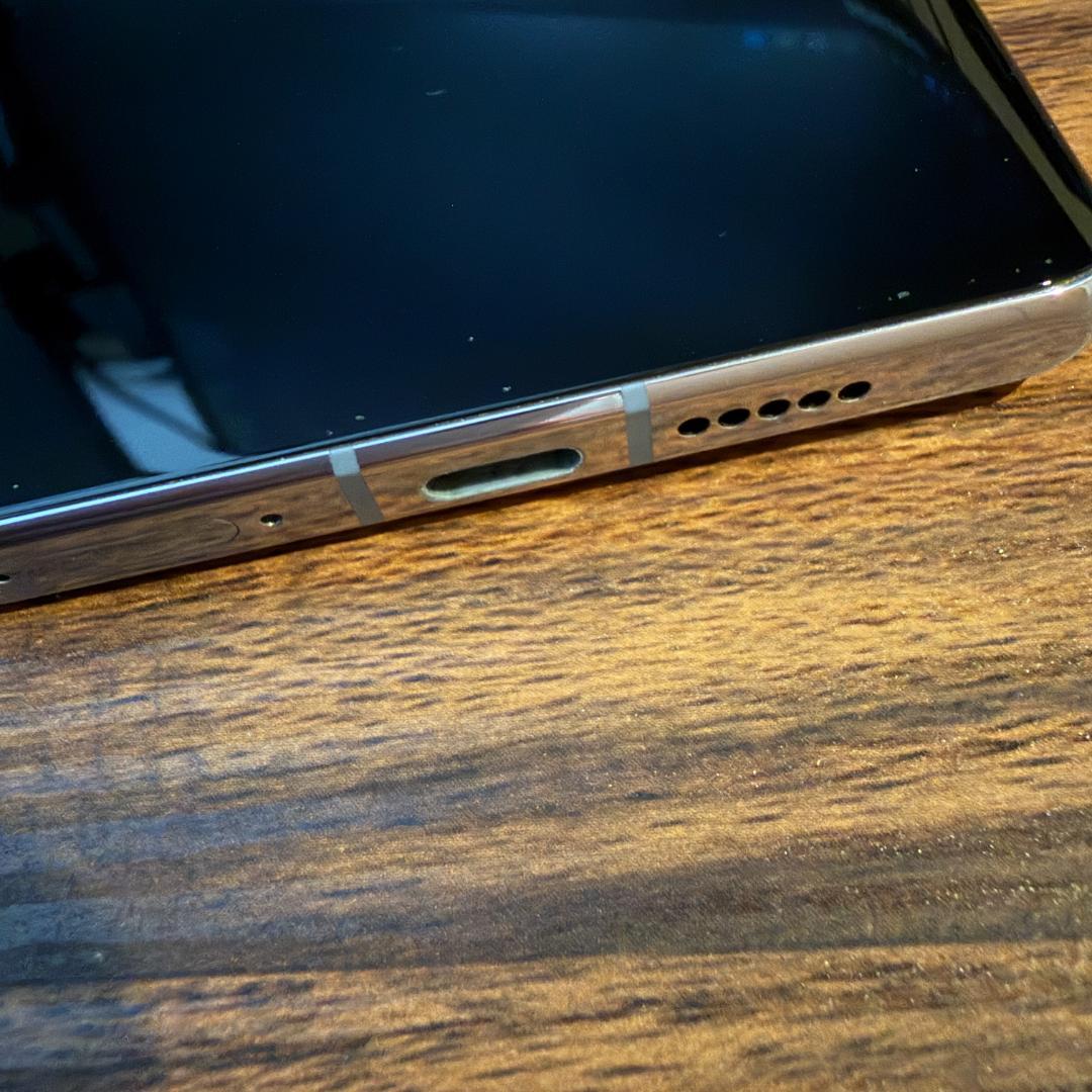 HUAWEI P30 Pro docomo HW-02L本体 ほぼ未使用完動美品