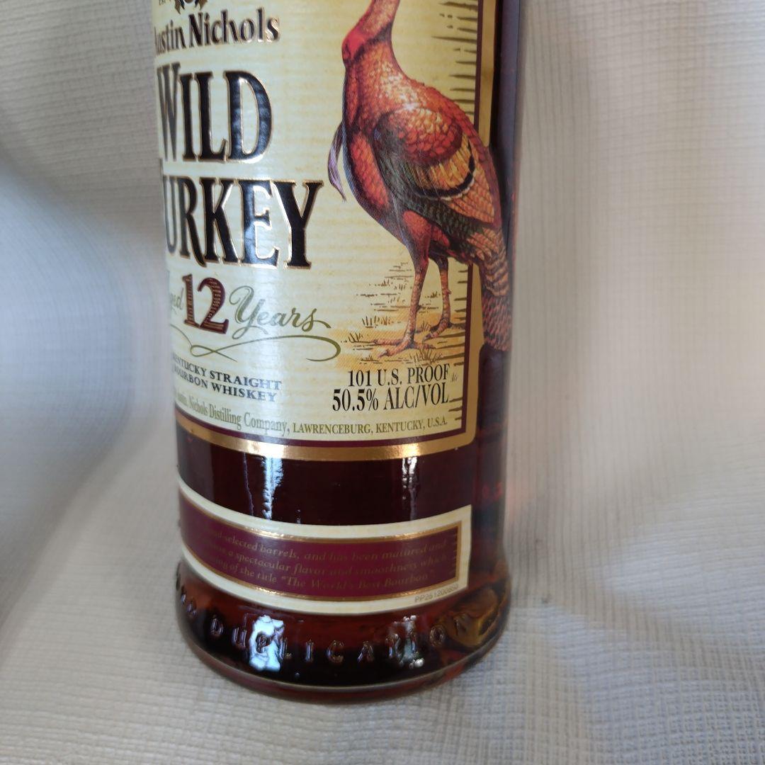 Wild Turkey 12年ウイスキー 700ml　ヴィンテージウイスキー