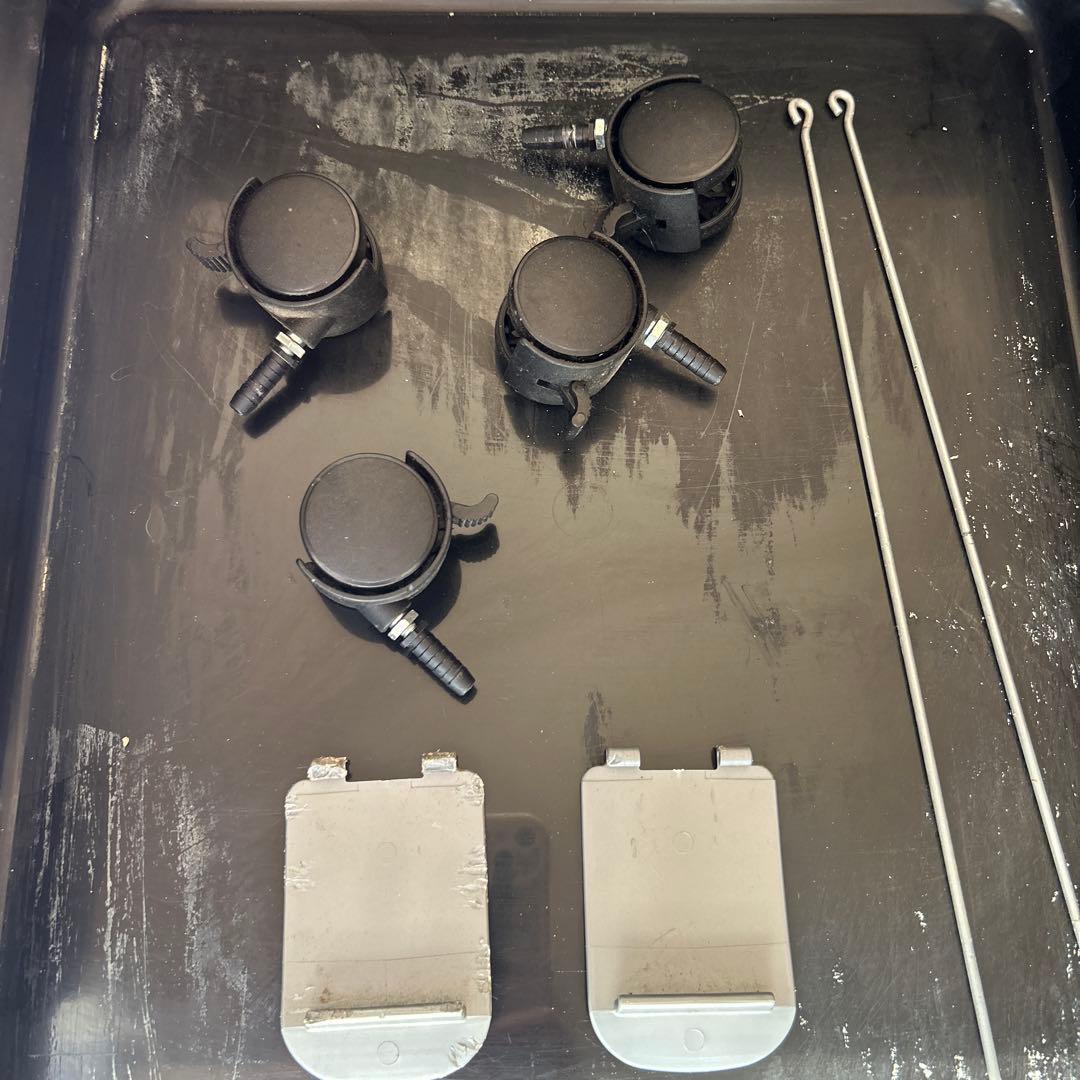 サンコーイージーホーム80 小動物中型金属ケージ 黒色底板キャスター付き