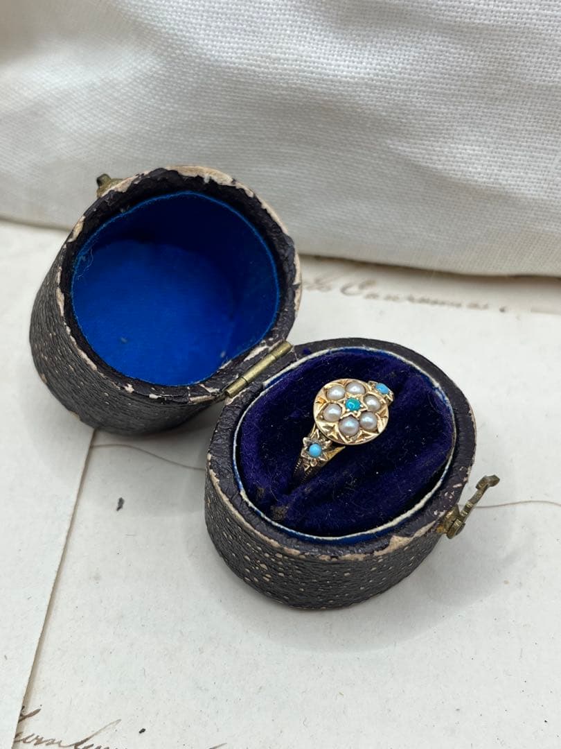 英国アンティークジュエリーボックス レザーラウンド 19世紀末〜1900年頃