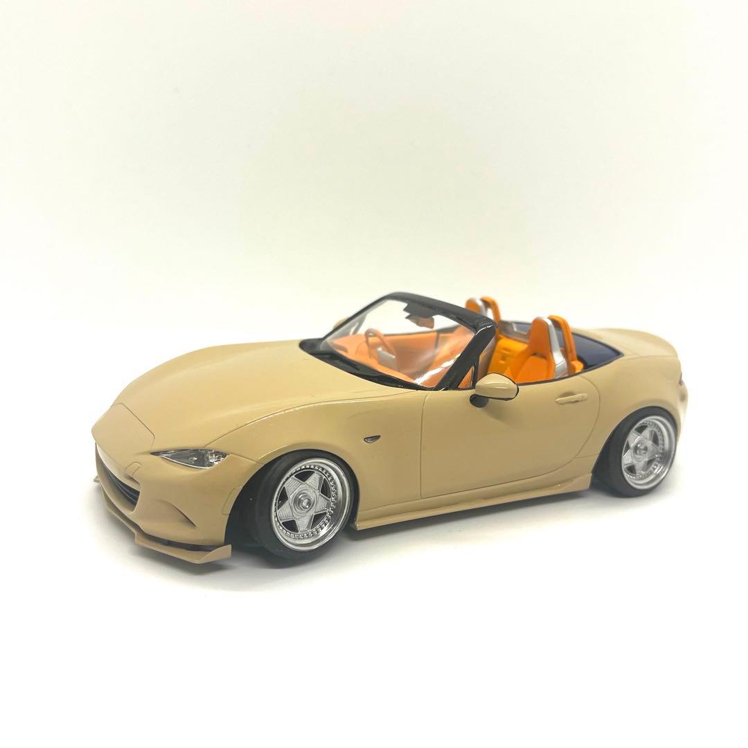 【完成品】タミヤ 1/24 マツダ ロードスター カスタム