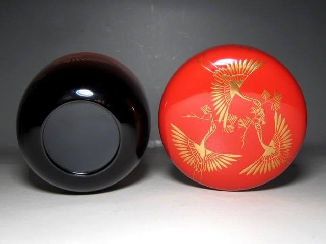 ＜お値引中＞千家十職塗師 中村宗哲 松喰鶴大棗 裏千家十五代 鵬雲斎花押　m93