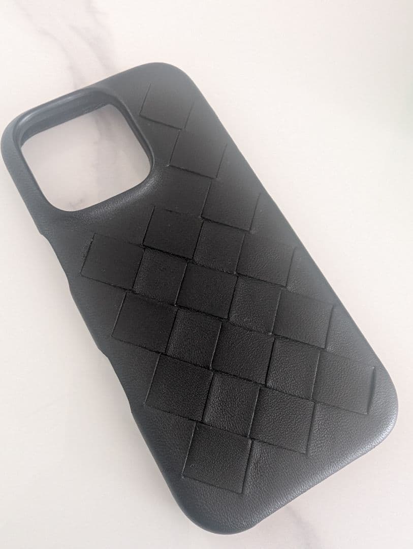 BOTTEGA VENETA iPhone16proケース