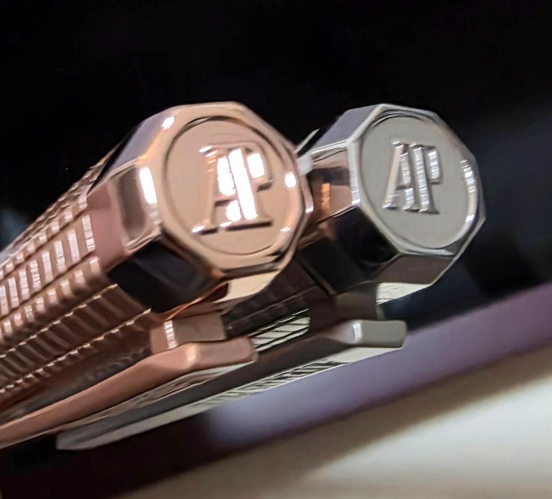 オーデマピゲ　ボールペン　シルバー・ローズゴールド　2本セット　箱付き　新品