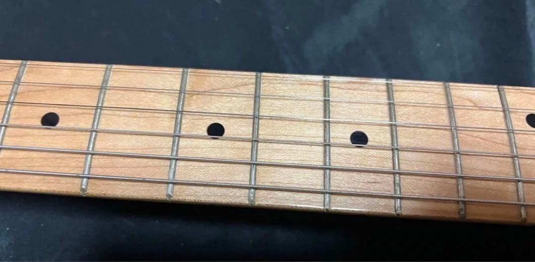 【DELTA】ストラトタイプ・エレキギター