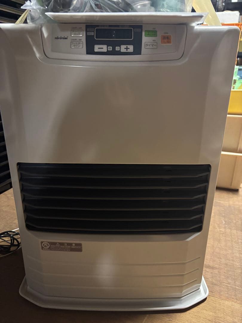 石油ストーブ トヨトミ FF-3624T 2024年製 美品