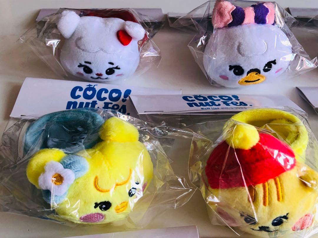 NiziU パッチンバンド　nizoo ココナッツ