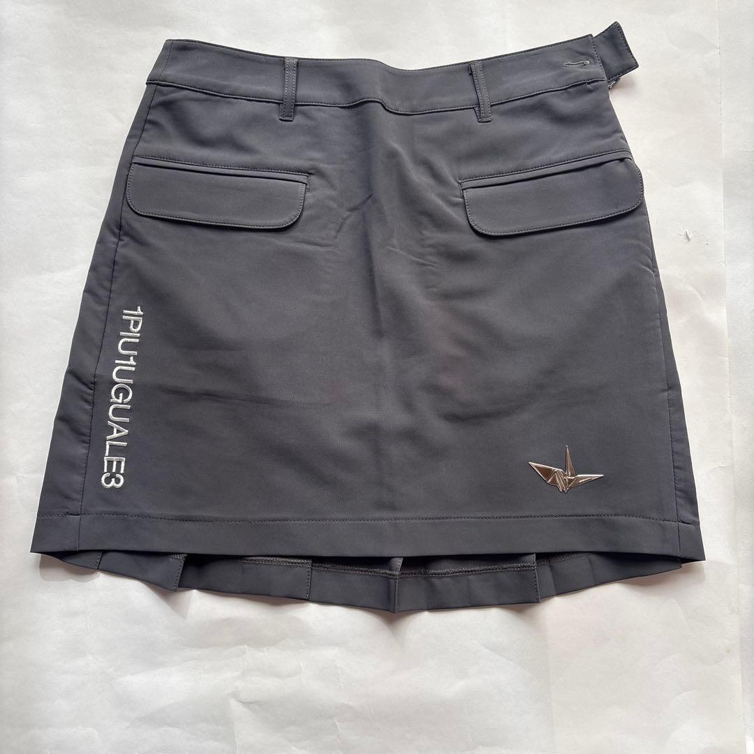 1PIU1UGUALE3 GOLFウノピゥウノウグァーレトレ グレーSサイズ