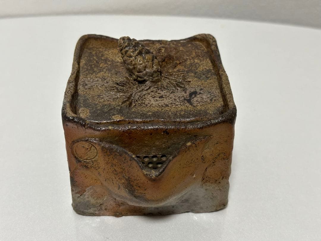 ⑰備前焼 宝瓶 登り窯 松 まつ 4角 手びねり 急須