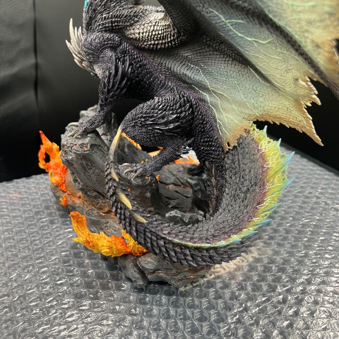 カプコン フィギュアビルダークリエイターズモデル 煌黒竜 アルバトリオン