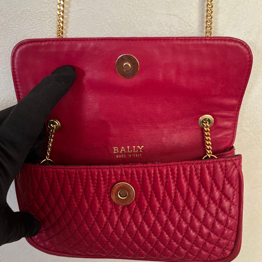 BALLY バリー ヴィンテージ キルティングショルダーバッグ ゴールドチェーン