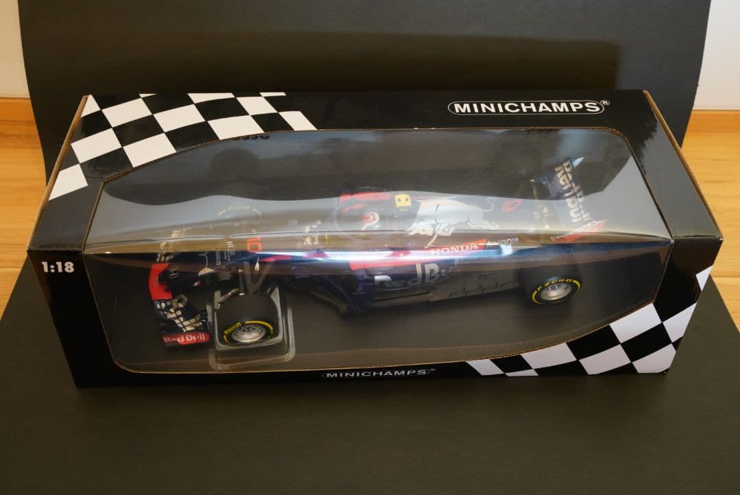 1/18 ミニチャンプス F1 トロロッソ STR13 ガスリー 2018 箱付