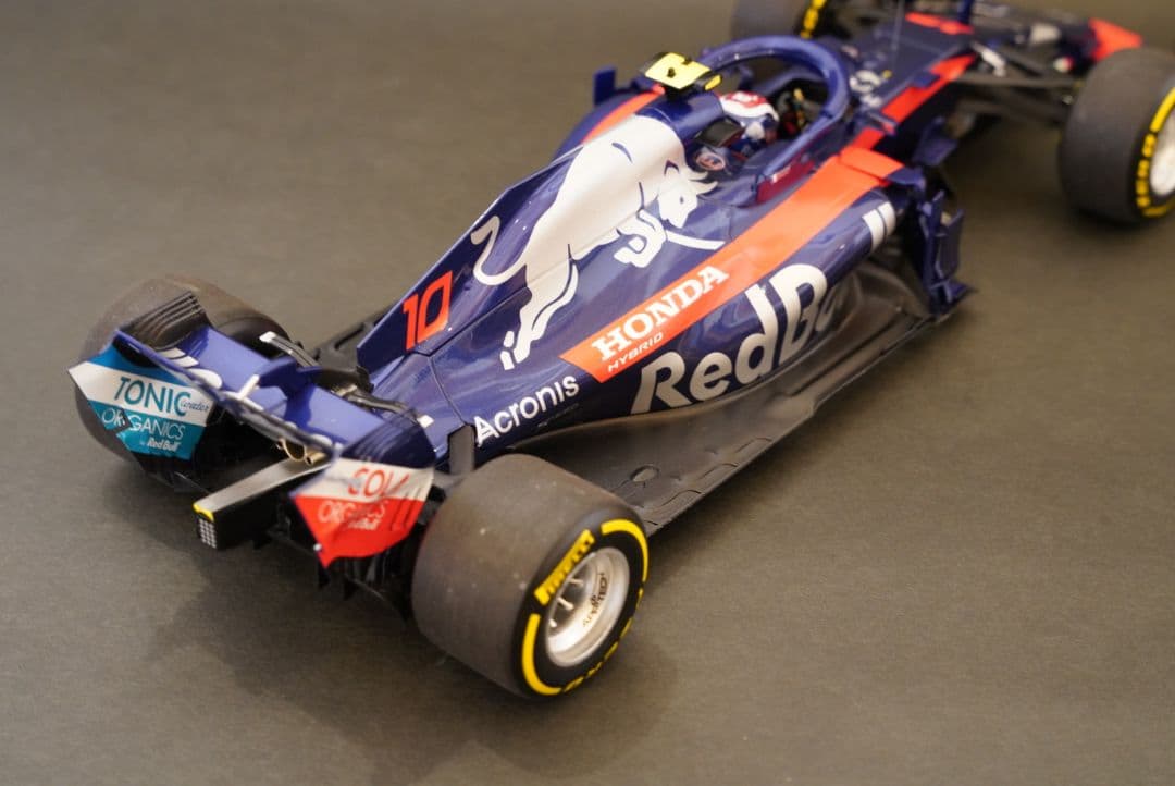 1/18 ミニチャンプス F1 トロロッソ STR13 ガスリー 2018 箱付