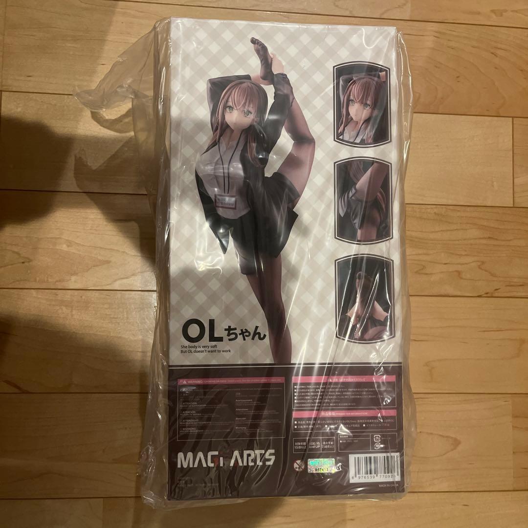 意外と体が柔らかい会社に行きたくないOLちゃん 白Ver. フィギュア