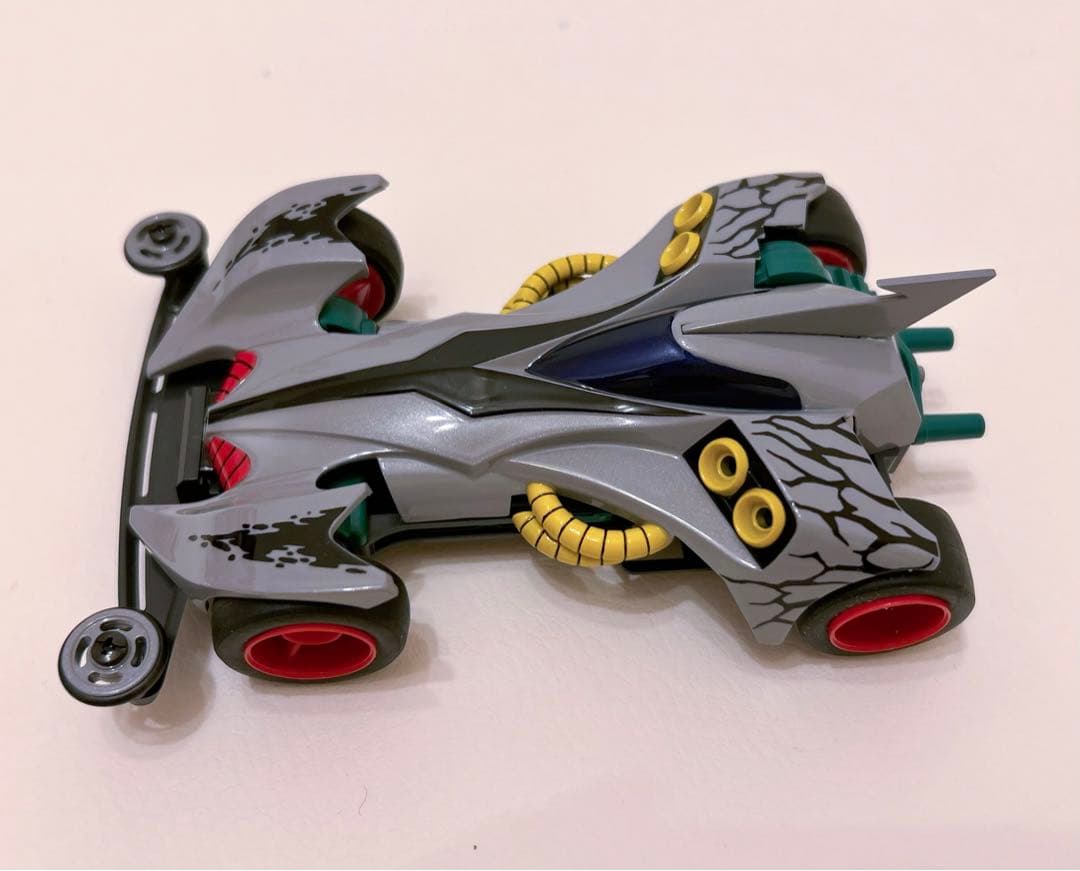 【アニメの造形を再現・全塗装】ミニ四駆　爆走兄弟レッツ&ゴー レイスティンガー