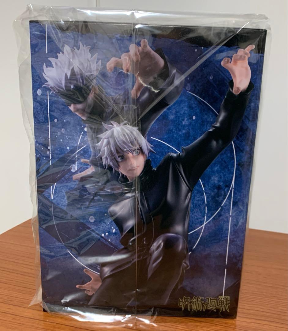 呪術廻戦　五条悟　1/8スケールフィギュア　メガハウス