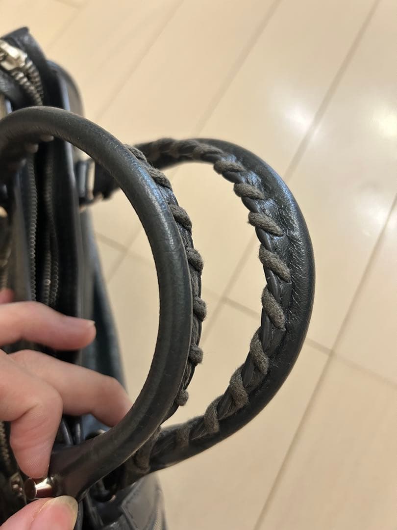 ともとも【定番品】BALENCIAGA♡ シティバッグ