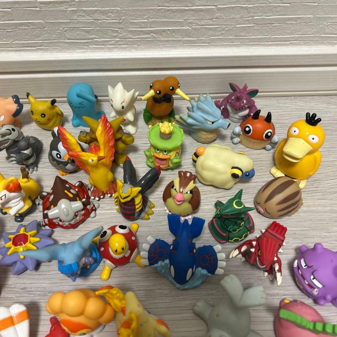 【希少品】ポケモンキッズ　ポケモン指人形豪華200個セット①