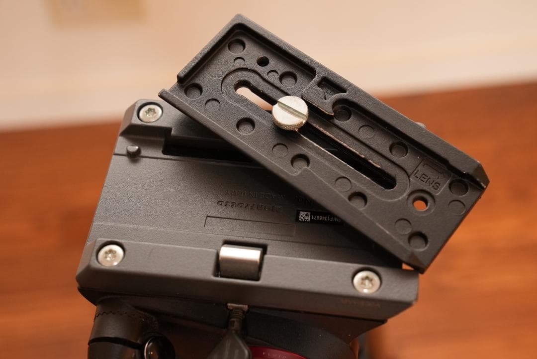 Manfrotto フルードビデオ雲台 ツイン3段アルミ三脚 MVK500AM