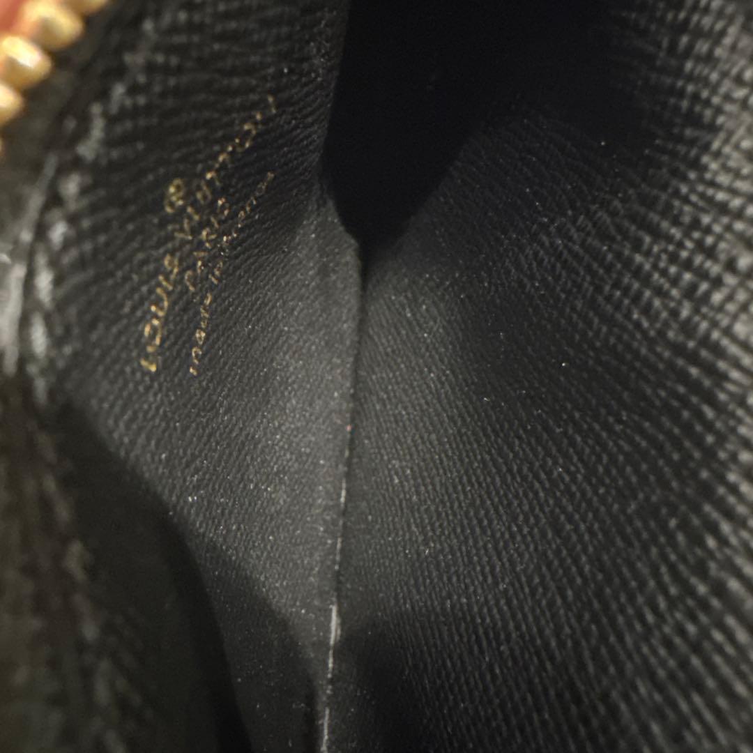 ルイヴィトン　カード　ケース　ポルト　カルト・ロミー！！