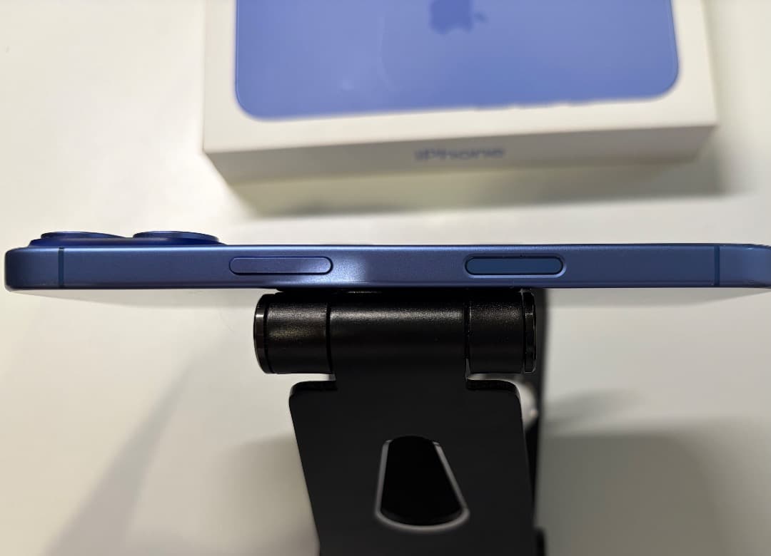 iPhone16 256gb ウルトラマリン