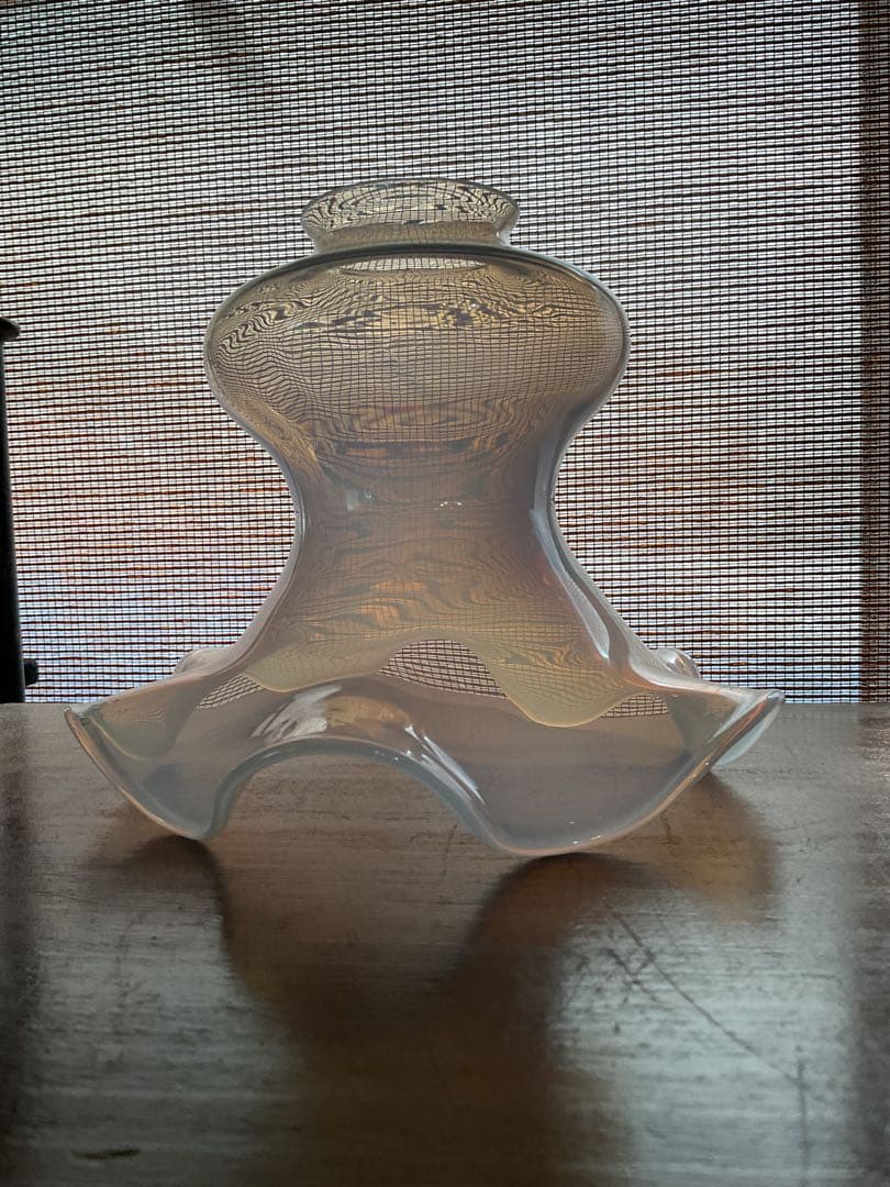 古いフランス製「美しいオパールセントガラスのランプシェード」バレリーナ/踊り子