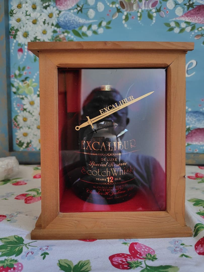 エクスカリバー　760ml デラックス　替栓　１２年　陶器ボトル　箱付き