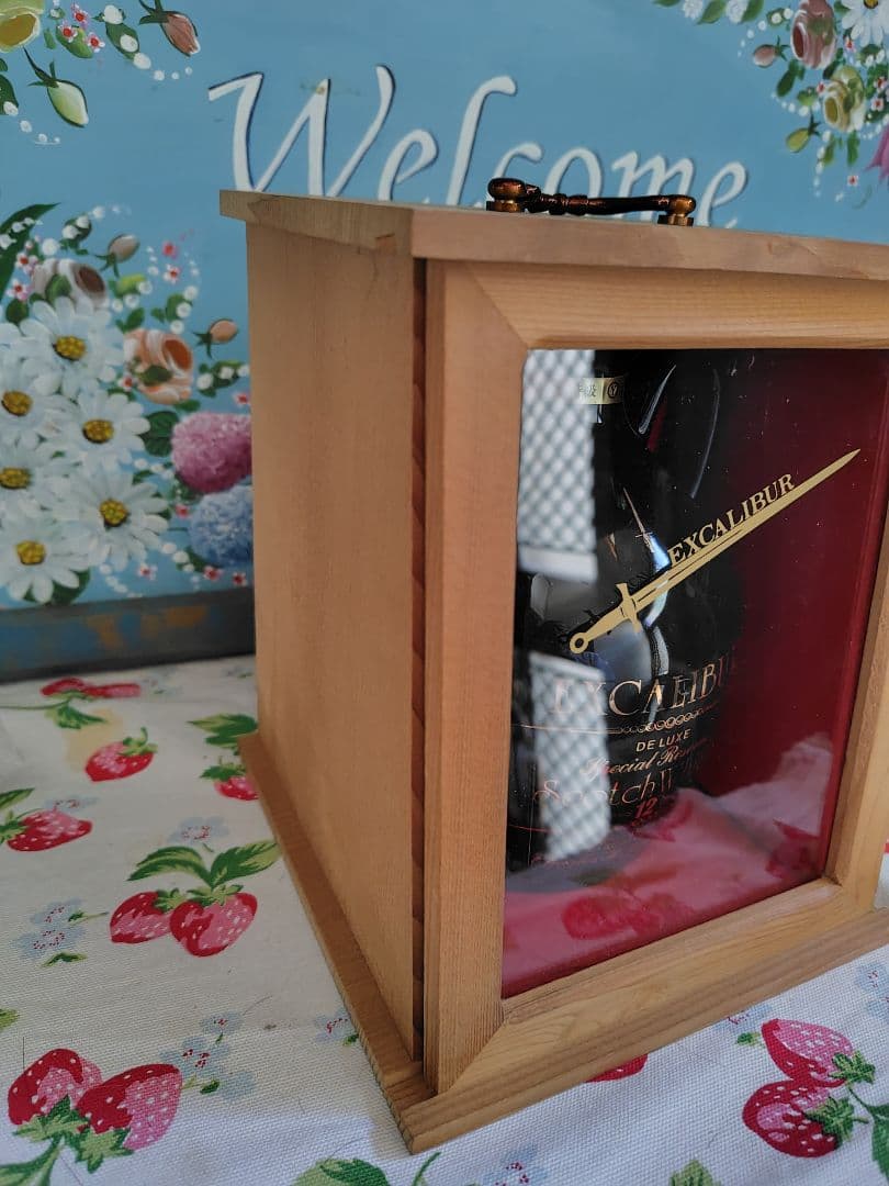 エクスカリバー　760ml デラックス　替栓　１２年　陶器ボトル　箱付き