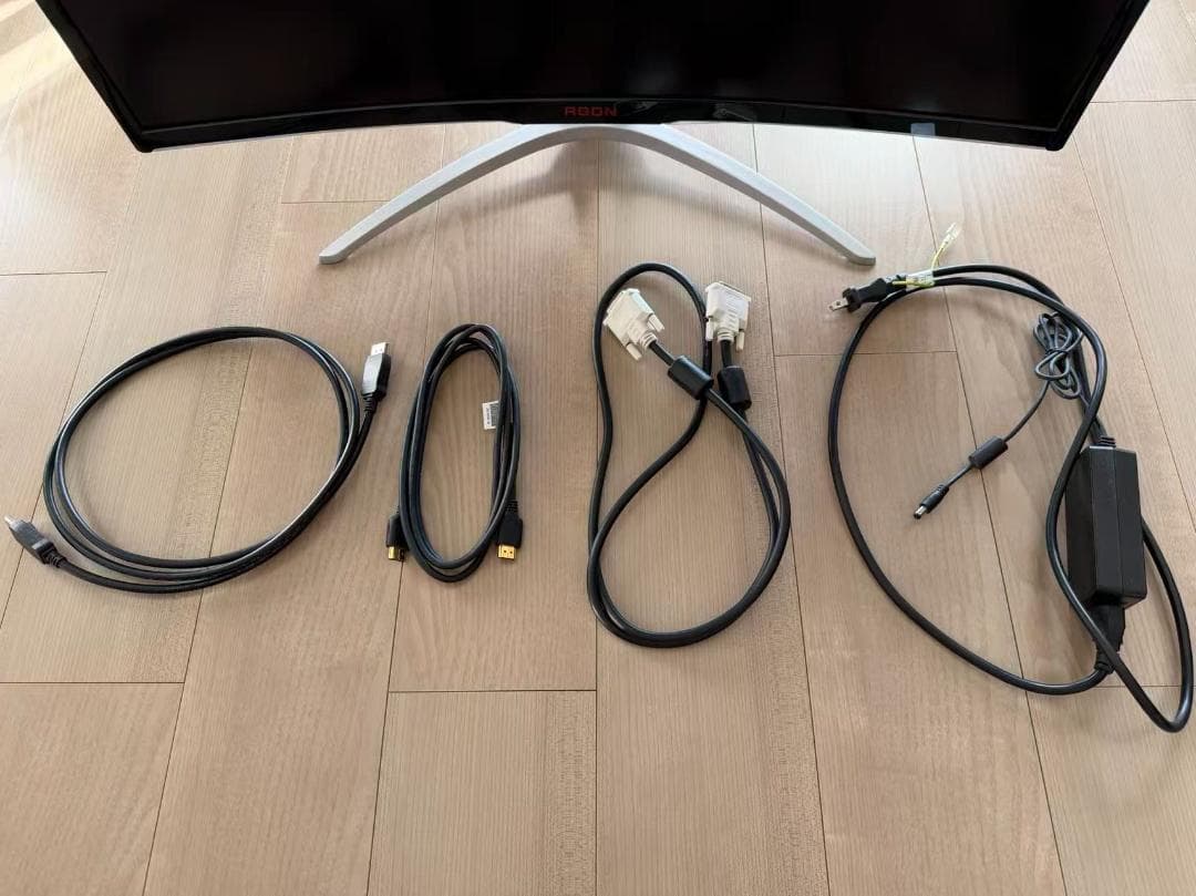 AOC AG322FCX 31.5型 曲面ゲーミングモニター 144Hz 1ms