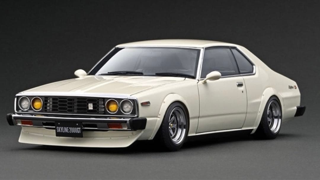 ミニカー 1/18 Nissan Skyline 2000GT-ES(C210)