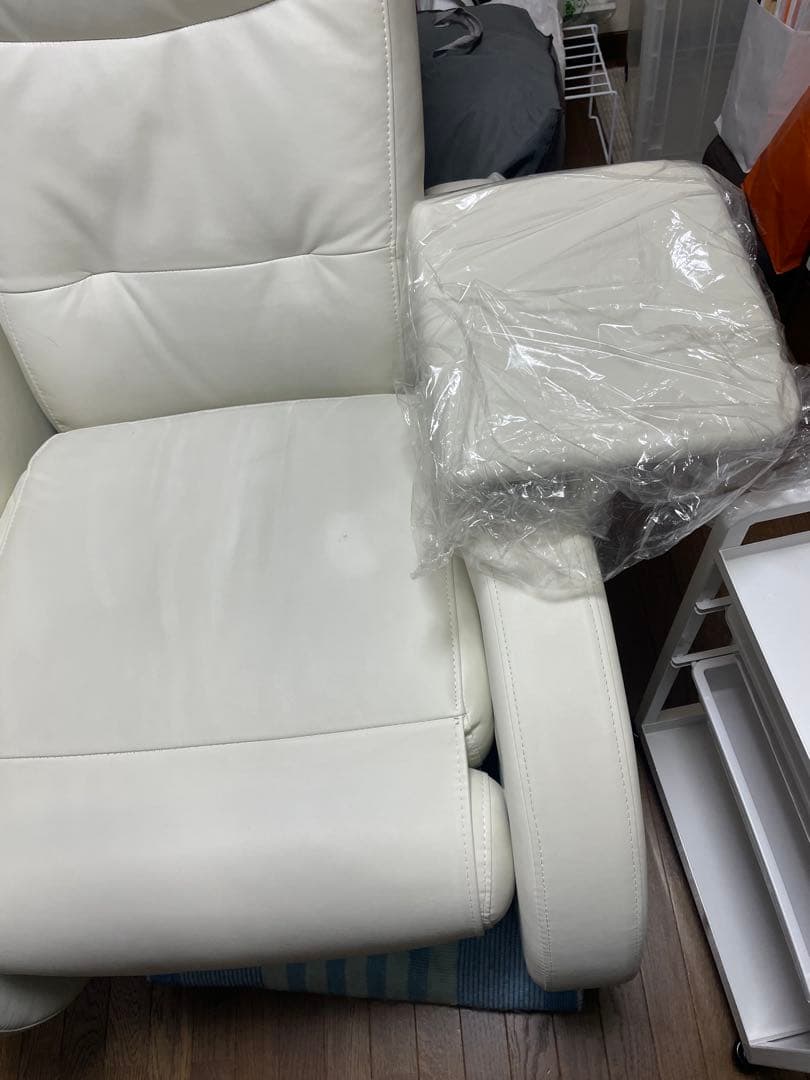 電動リクライニングチェア【まつ毛サロン】