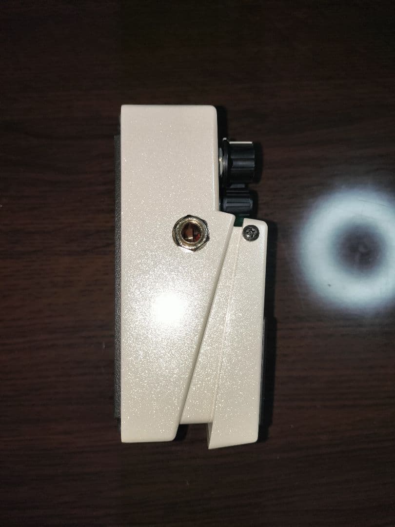 0BOSS　DS-1　WH　限定カラー