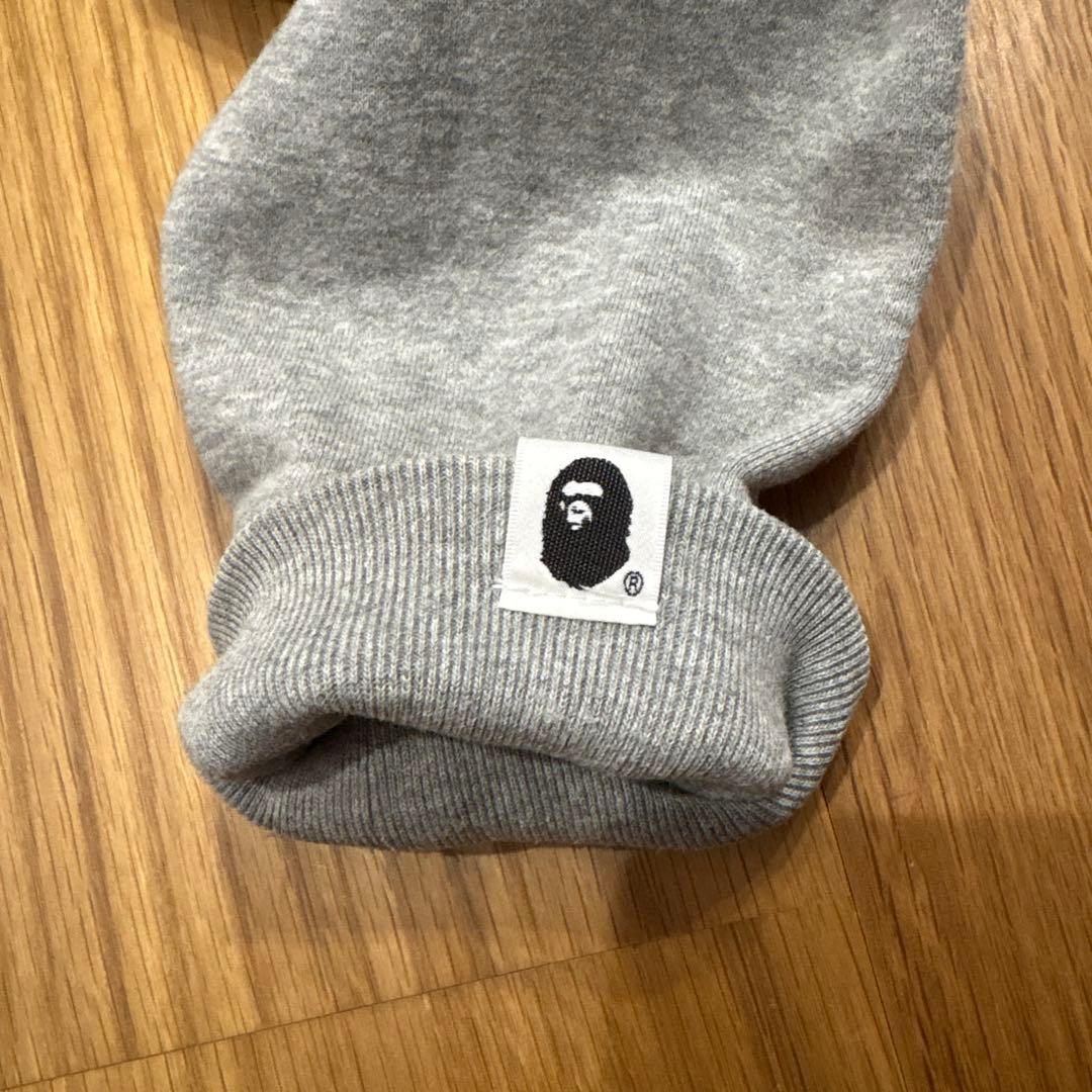 A BATHING APE エイプ　ジップアップパーカー