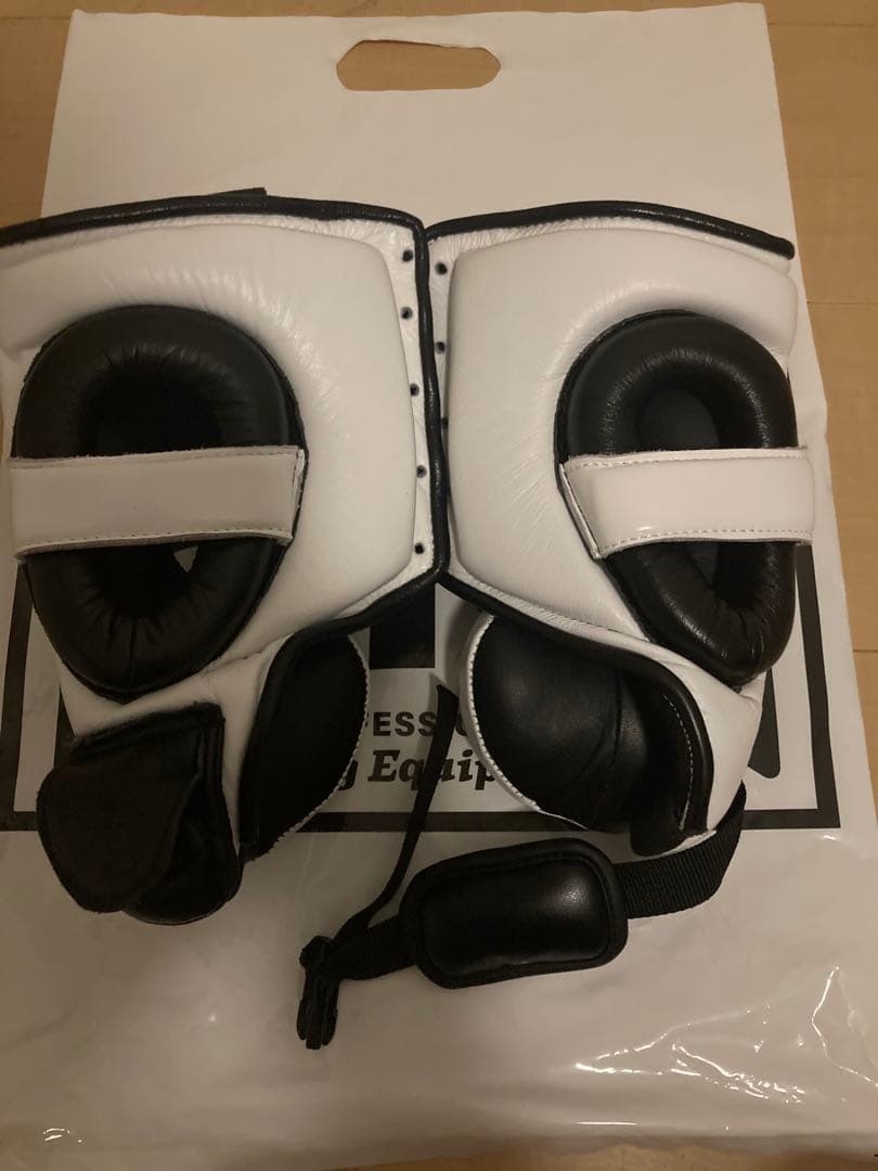最終価格 PRIZE RING ボクシングヘッドギア ホワイト ブラック M
