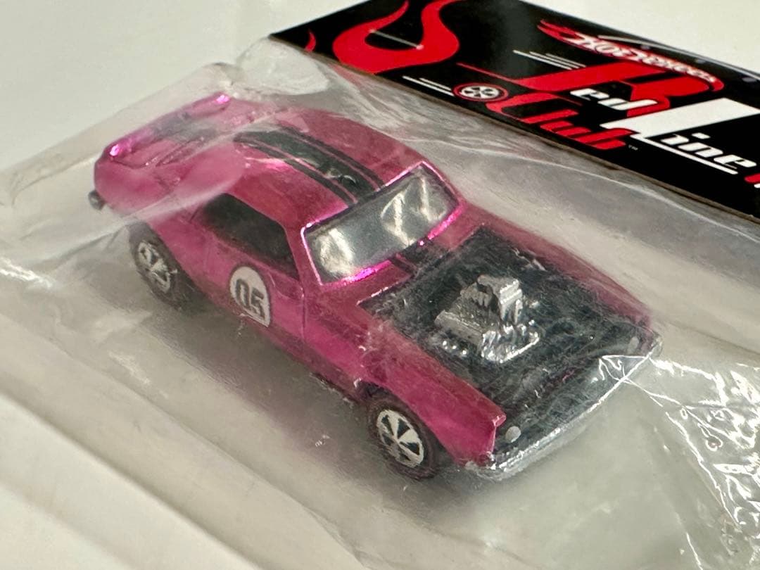 ミニカー 2005 HotWheels Chevy Camaro RLC