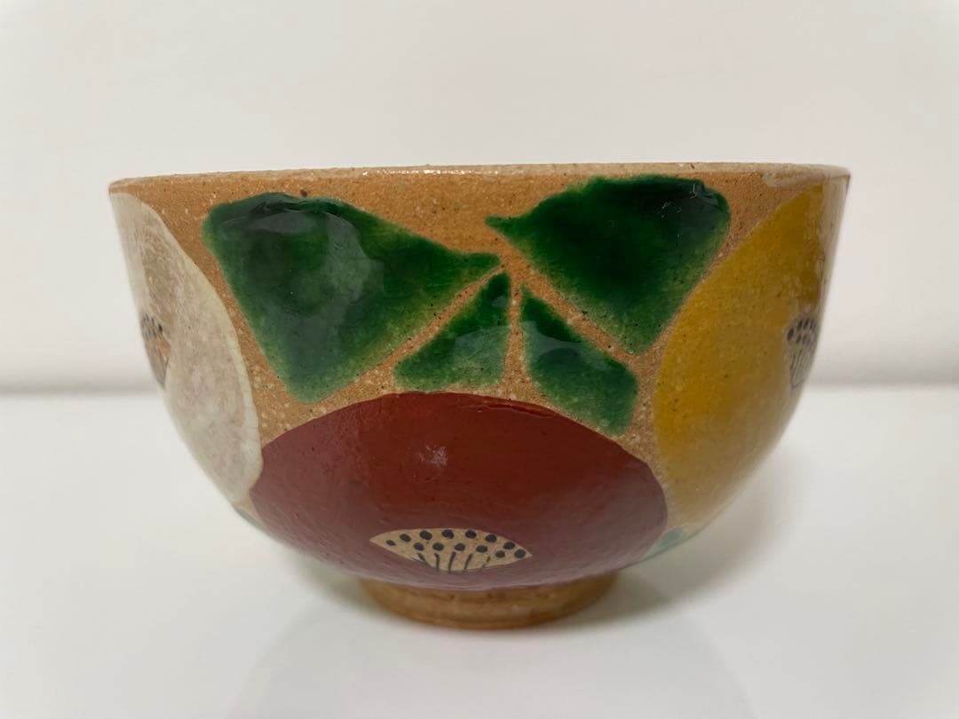 花と葉の骨董品