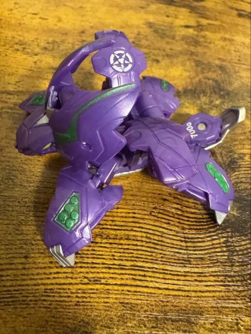 爆丸　超激レア　輝レオネス　紫電ver.