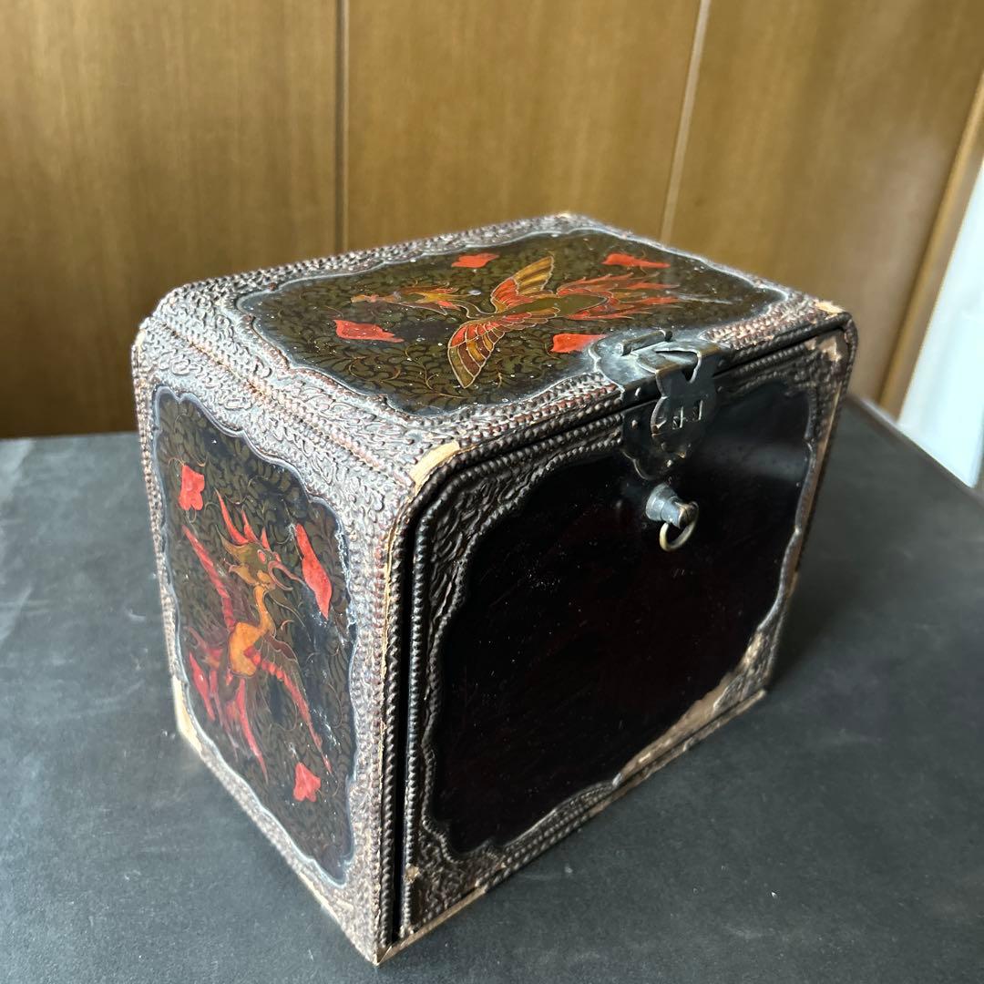 ミニ箪笥　琉球鳳凰漆絵小箪笥？　漆工　沖縄 ？　鳳凰