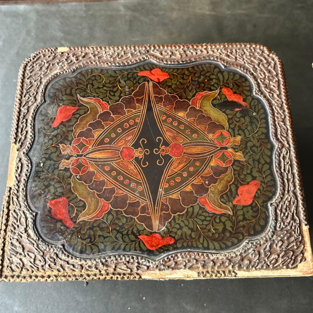 ミニ箪笥　琉球鳳凰漆絵小箪笥？　漆工　沖縄 ？　鳳凰