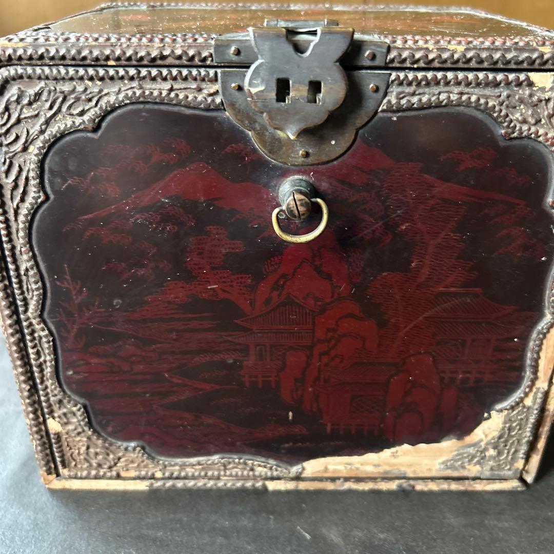 ミニ箪笥　琉球鳳凰漆絵小箪笥？　漆工　沖縄 ？　鳳凰