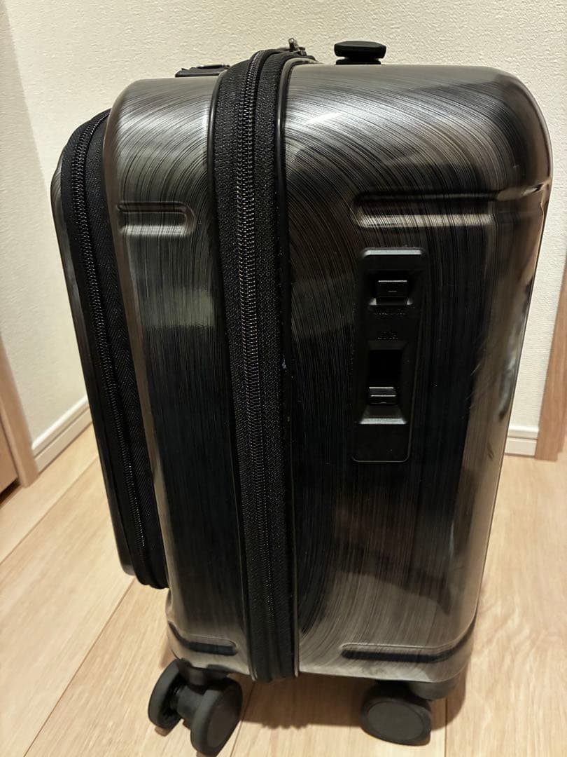 BERMAS キャリーケース