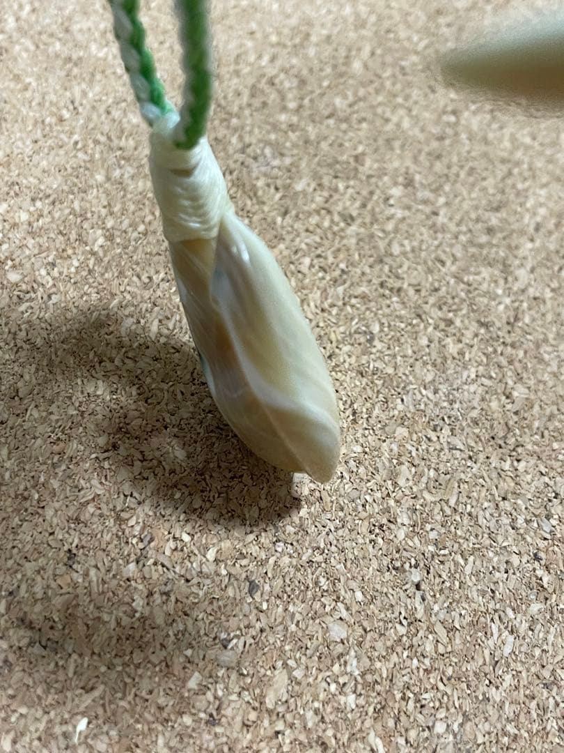 夜光貝ネックレス(ys31)シェルカービング、ボーンカービング