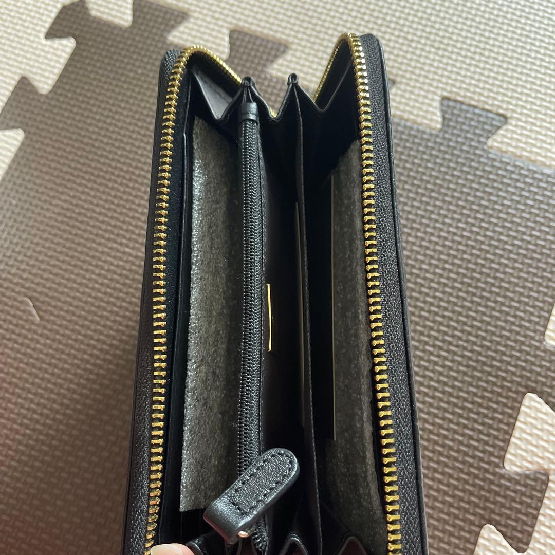 VivienneWestwood黒の財布