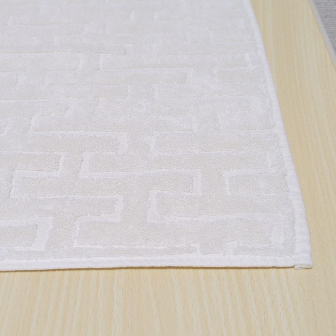 HERMES 美品 大判 ハンドタオル フェイスタオル ホワイト ステアーズ