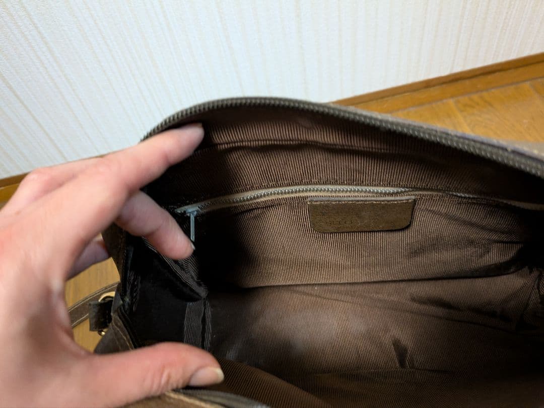 GUCCI ショルダーバッグ GGパターン